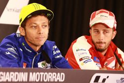 Valentino Rossi, Yamaha Factory Racing, Andrea Dovizioso, Ducati Team