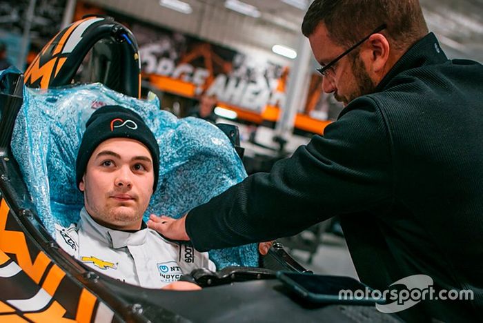 Patricio O'ward, Arrow McLaren SP ajuste de asiento