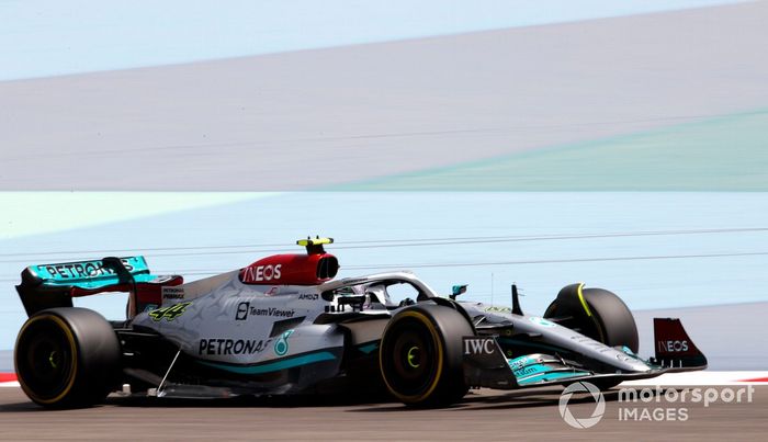 Lewis Hamilton, Mercedes W13