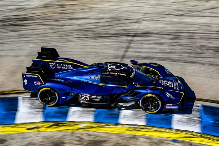 #23 Aston Martin Thor Team Aston Martin Valkyrie: Ross Gunn, Roman De Angelis, Alex Riberas