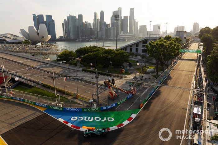Fernando Alonso, Aston Martin AMR23 
