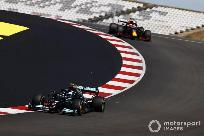 Valtteri Bottas, Mercedes W12, Max Verstappen, Red Bull Racing RB16B