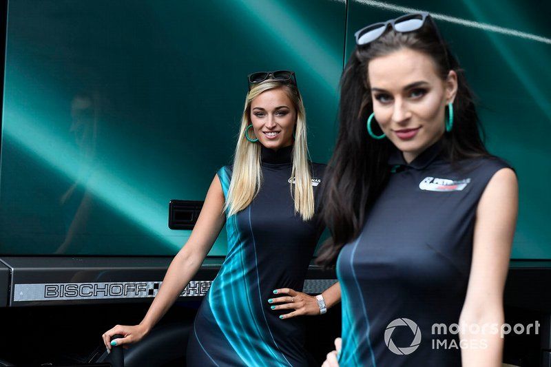 Chicas de la parrilla