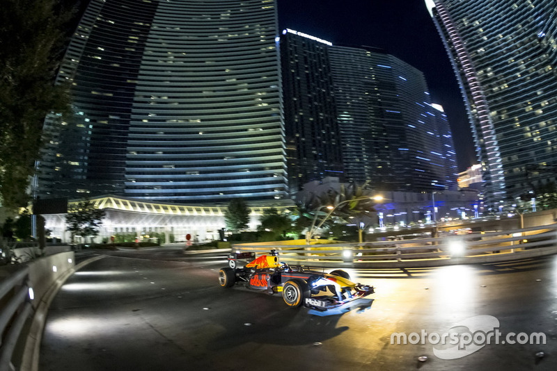 Daniel Ricciardo, Red Bull Racing en Las Vegas
