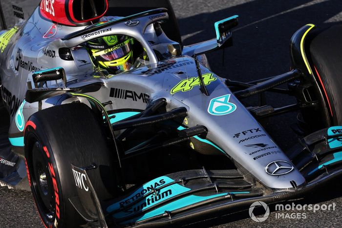 Lewis Hamilton, Mercedes W13