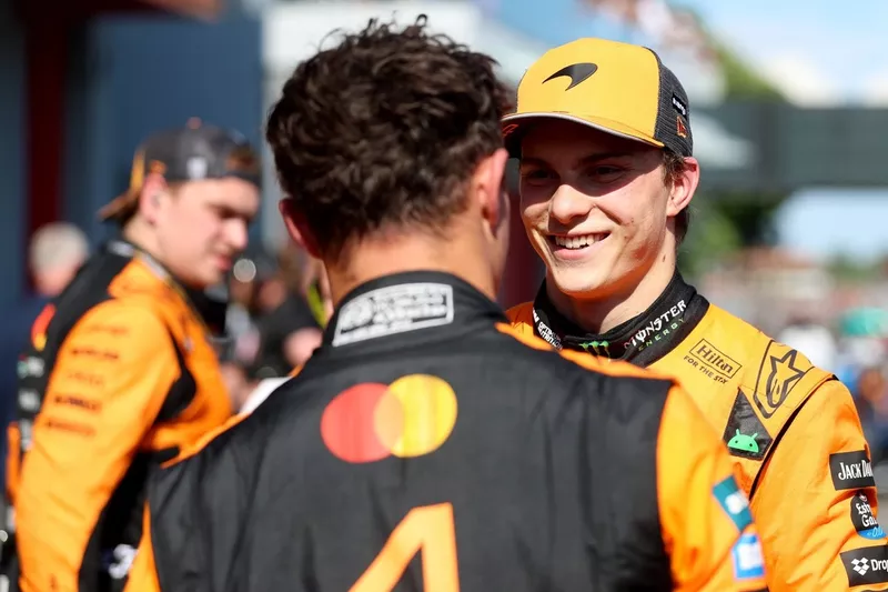 Lando Norris, McLaren, Oscar Piastri