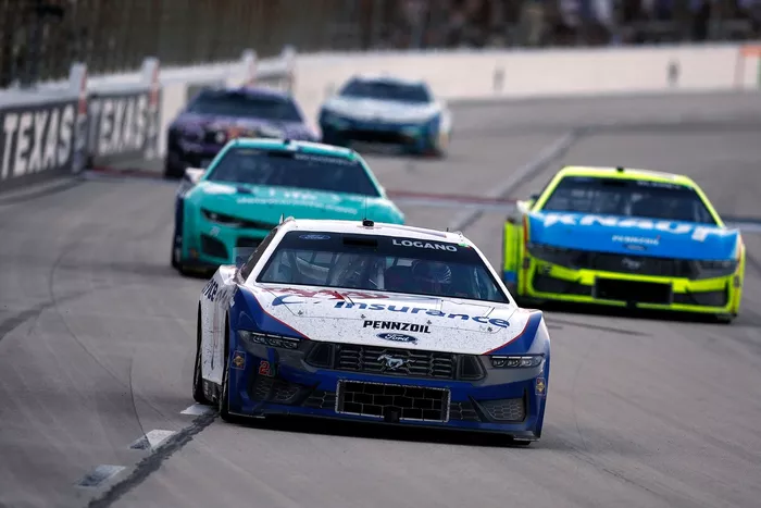 Joey Logano, Team Penske Ford