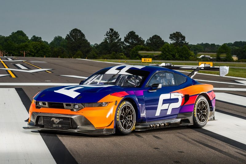 ギャラリー】V8サウンド奏でるフォード『マスタングGT3』が正式発表