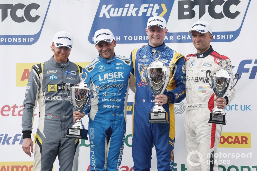 Race winner Ashley Sutton, NAPA Racing UK Ford Focus ST 
