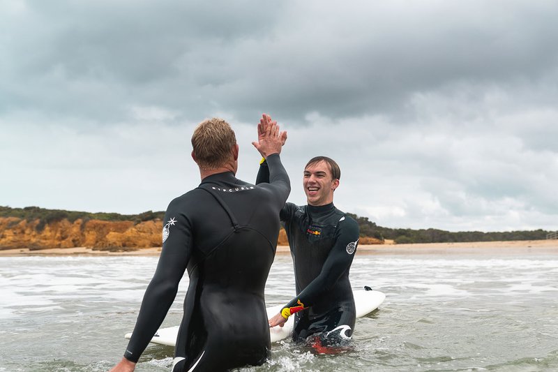 Pierre Gasly, Red Bull Racing goes surfing with surf legend Mick Fanning