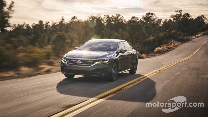 Volkswagen Passat 2020 року