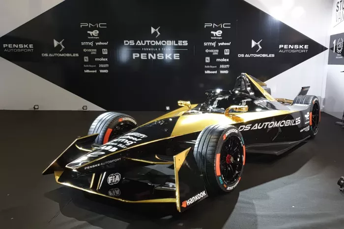 Presentazione Penske DS09 