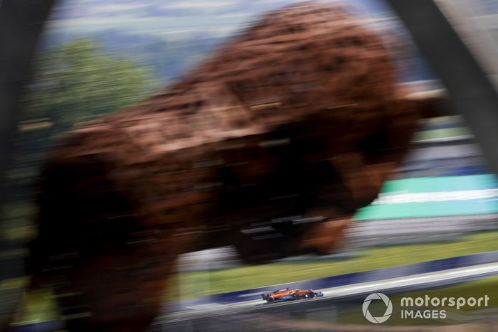 Carlos Sainz Jr., McLaren MCL35