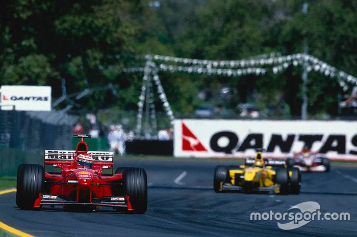 4: Eddie Irvine, 33 años, 3 meses y 25 días en el GP de Australia 1999