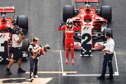 Ganador de la carrera Sebastian Vettel, Ferrari