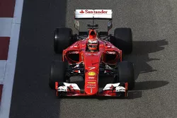 Kimi Raikkonen, Ferrari teste les pneus Pirelli 2017