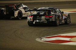 #88 Proton Racing Porsche 911 RSR: Khaled Al Qubaisi, David Heinemeier Hansson, Patrick Long, #2 Por