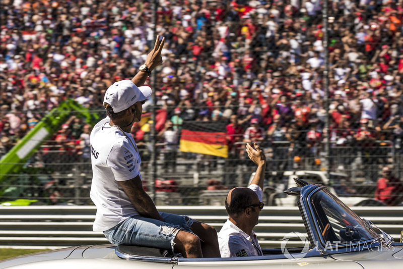 Lewis Hamilton, Mercedes AMG F1 on the drivers parade