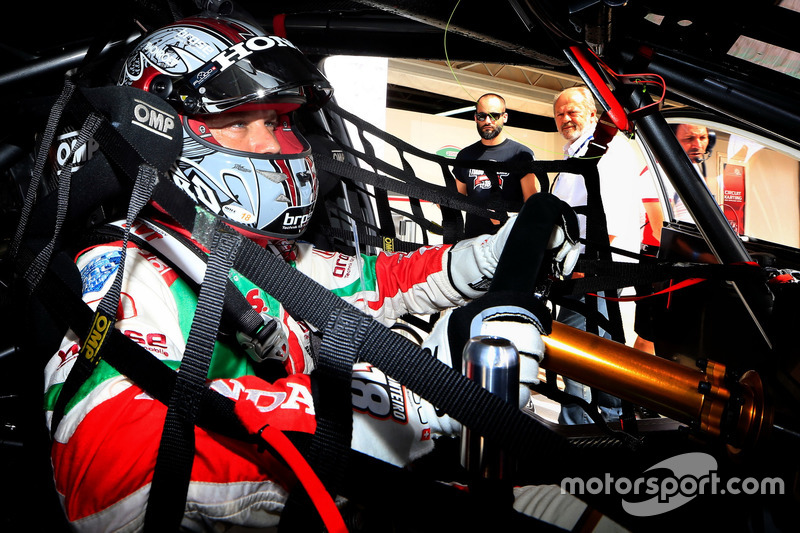 Tiago Monteiro, Honda Racing Team JAS, Honda Civic WTCC