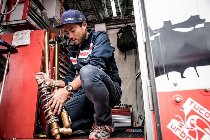 Mecánico del Monster Energy Honda Team Honda