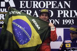 Race winner Ayrton Senna, McLaren