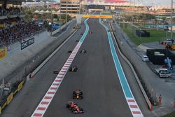 Kimi Raikkonen, Ferrari SF70H and Max Verstappen, Red Bull Racing RB13