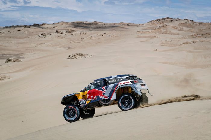 #303 Peugeot Sport Peugeot 3008 DKR: Carlos Sainz, Lucas Cruz