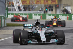 Lewis Hamilton, Mercedes AMG F1 W09, leads Daniel Ricciardo, Red Bull Racing RB14