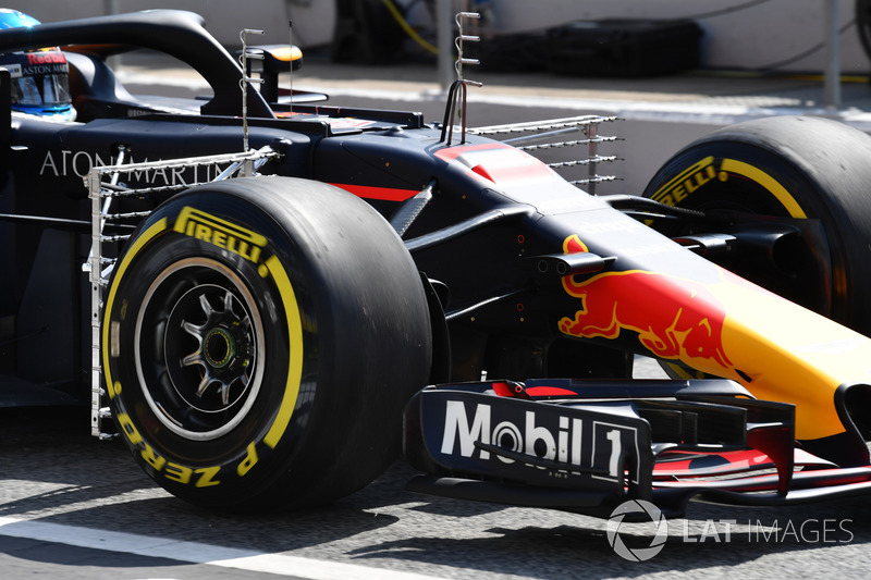 Daniel Ricciardo, Red Bull Racing RB14 con sensores aerodinámicos