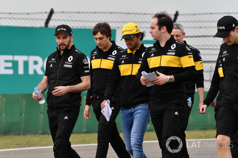 Carlos Sainz jr, Renault Sport F1 Team, sur la piste