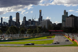 Lance Stroll, Williams FW41 Mercedes, Marcus Ericsson, Sauber C37 Ferrari, Pierre Gasly, Toro Rosso STR13 Honda, Charles Leclerc, Sauber C37 Ferrari, y Sergey Sirotkin, Williams FW41 Mercedes