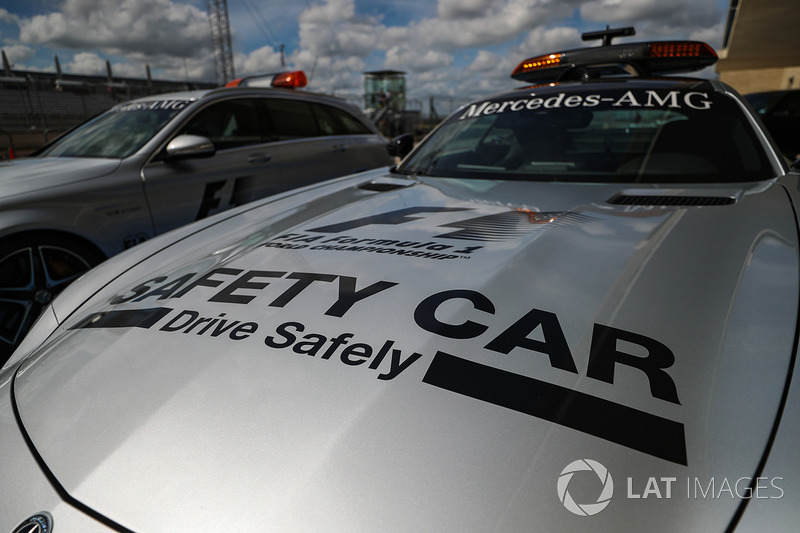 Safety car