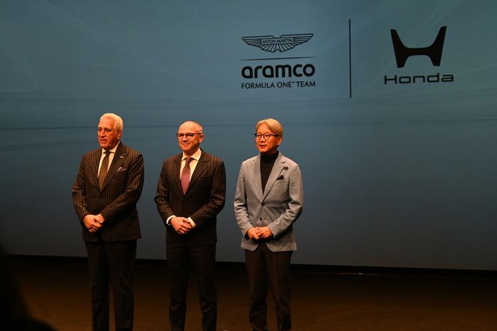 Stefano Domenicali, Lawrence Stroll, Toshihiro Mibe, director ejecutivo de Honda