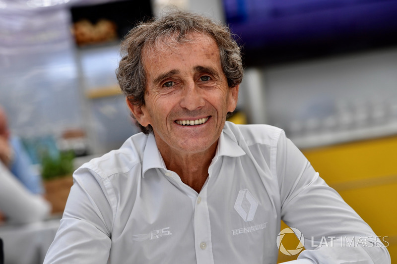 Ален Прост – <img src="https://cdn-5.motorsport.com/static/img/cfp/0/0/0/0/75/s3/france-2.jpg" alt="" width="20" height="12" /> «Сент-Этьен»