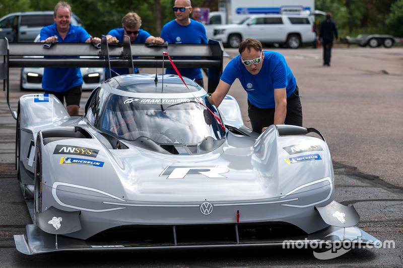 Автомобиль Volkswagen I.D. R Pikes Peak (№94) Ромена Дюма