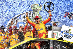 Joey Logano, Team Penske, Ford Fusion Shell Pennzoil celebrates his win in Victory Lane