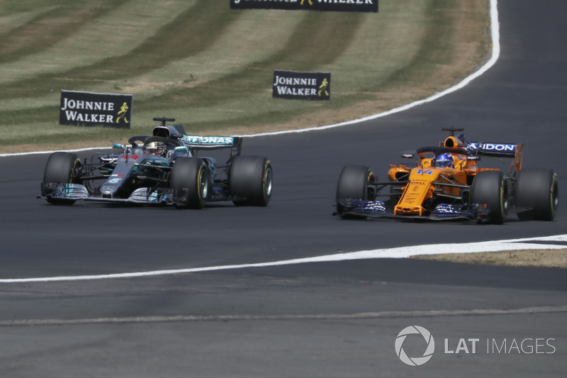 Льюіс Хемілтон, Mercedes AMG F1 W09, Фернандо Алонсо, McLaren MCL33