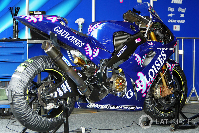 Gauloises Yamaha - Alex Barros - GP del Pacífico 2003