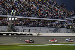 Kurt Busch, Stewart-Haas Racing Ford takes the checkered flag