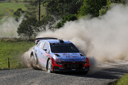 Thierry Neuville, Nicolas Gilsoul, Hyundai i20 WRC, Hyundai Motorsport