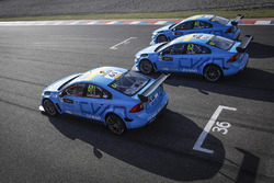 Nicky Catsburg, Thed Björk, Nestor Girolami, Polestar Cyan Racing, Volvo S60 Polestar pendant le MAC3