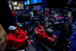 Lucas Di Grassi, ABT Schaeffler Audi Sport and Daniel Abt, ABT Schaeffler Audi Sport watch teammate Patrik Holzmann