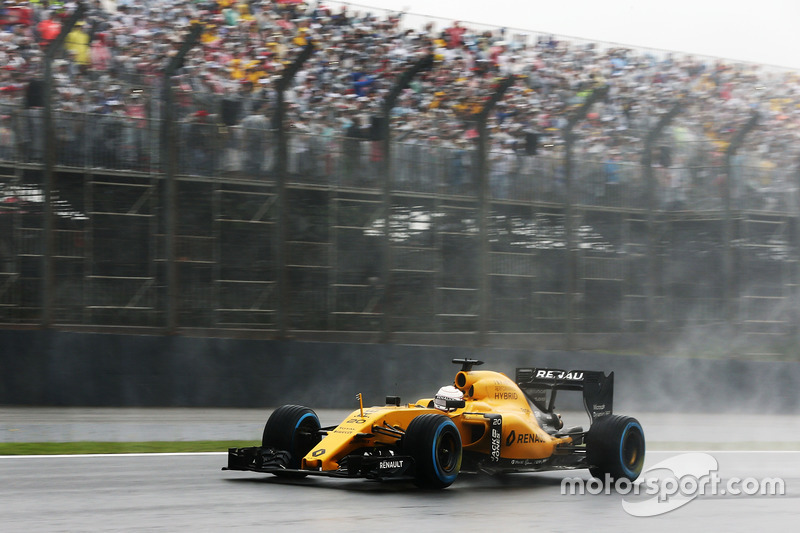 14. Kevin Magnussen, Renault Sport F1 Team RS16