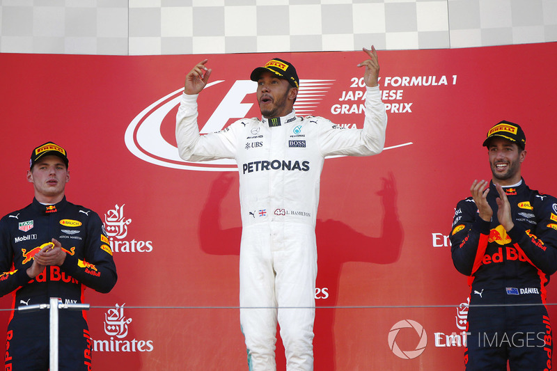 Podium: race winner Lewis Hamilton, Mercedes AMG F1, second place Max Verstappen, Red Bull Racing, t