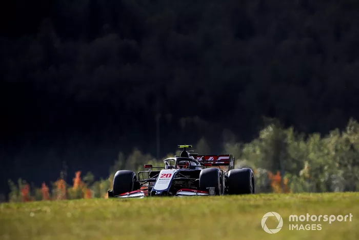 Kevin Magnussen, Haas VF-20