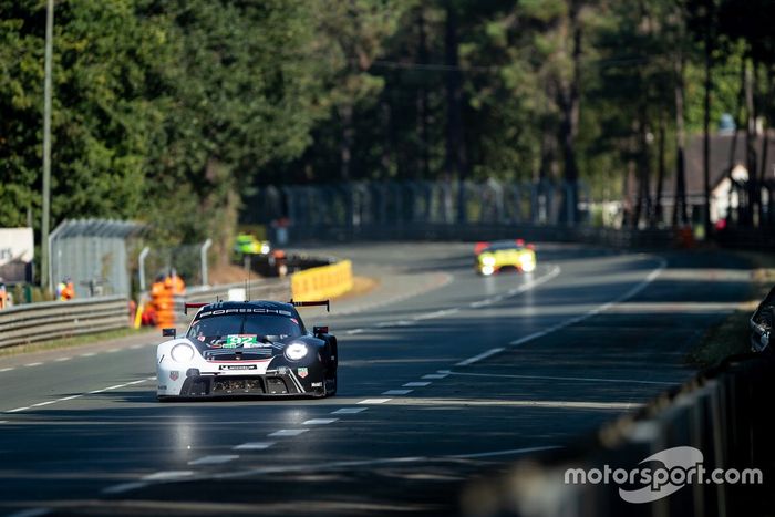 #92 Porsche GT Team - Porsche 911 RSR - 19: Michael Christensen, Kevin Estre, Laurens Vanthoor