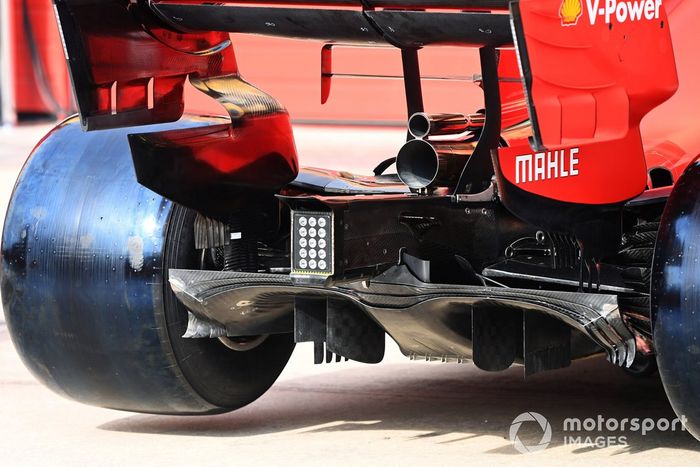 La parte trasera del Ferrari SF1000