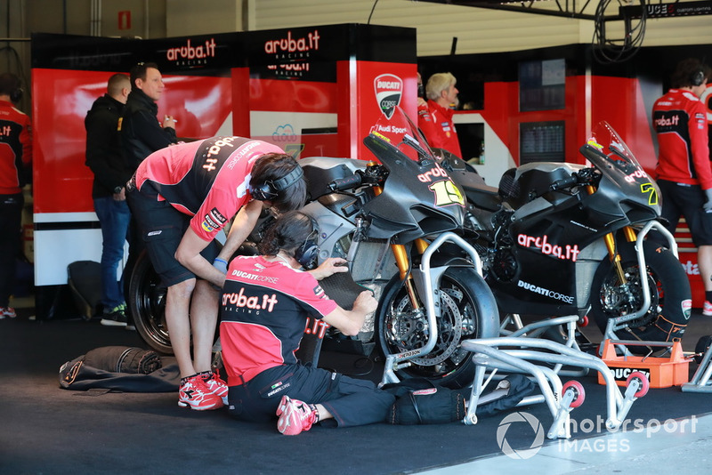 Bike of Alvaro Bautista, Aruba.it Racing-Ducati SBK Team