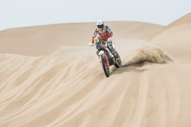 #17 Red Bull KTM Factory Racing: Лайя Санс