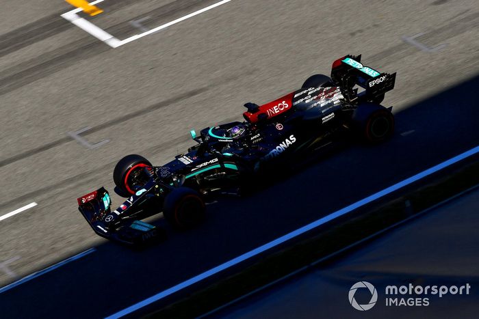 Lewis Hamilton, Mercedes W12